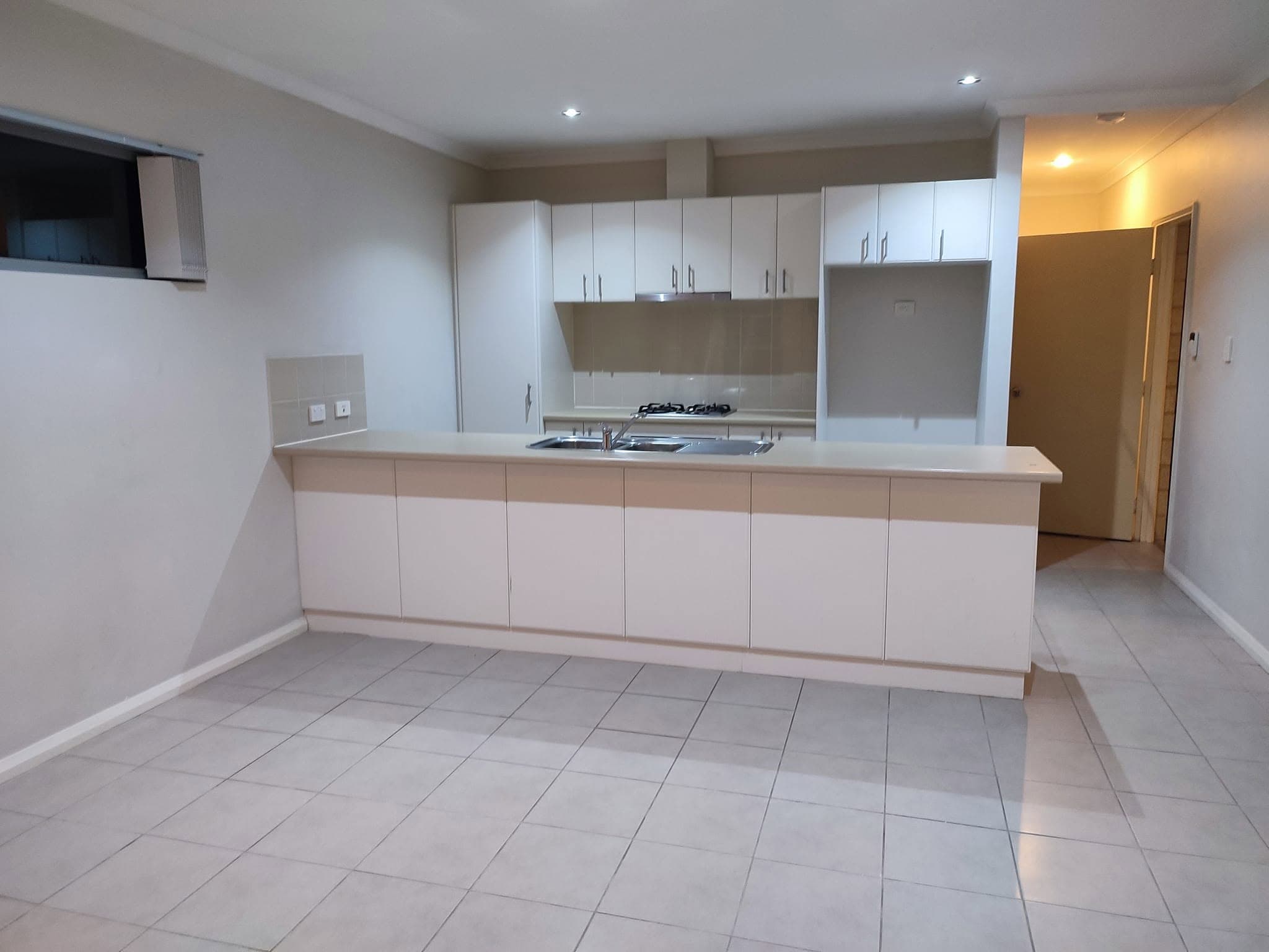 Clean Perth team - bond clean living area